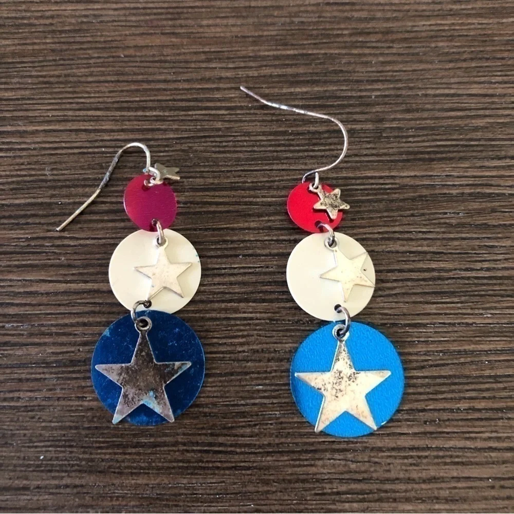 Red, White, and blue sliver metal 4th of July dangle fishhook earrings
